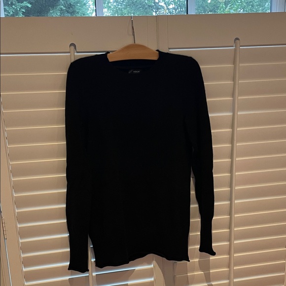 Aqua Women's Cashmere Black Crew Neck Sweater - Picture 1 of 6